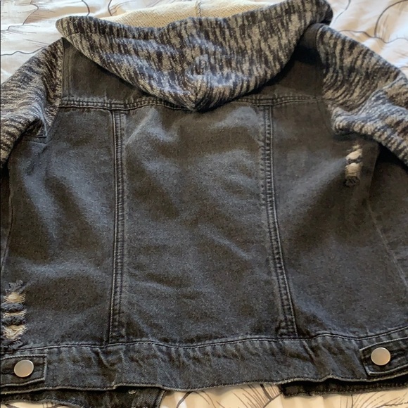 Design Lab Jean Jacket - Size S/P - Picture 4 of 4